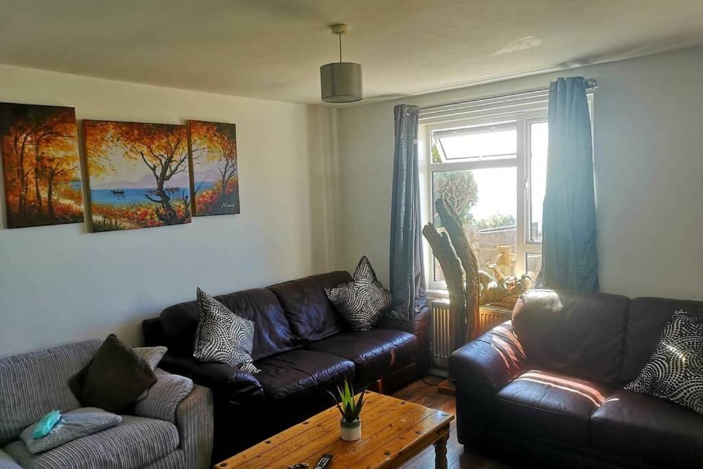 Jurassic View 3 Bed House With Hot Tub Villa Castletown  Exterior foto