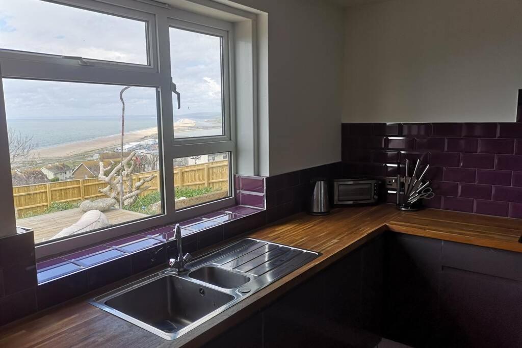 Jurassic View 3 Bed House With Hot Tub Villa Castletown  Exterior foto